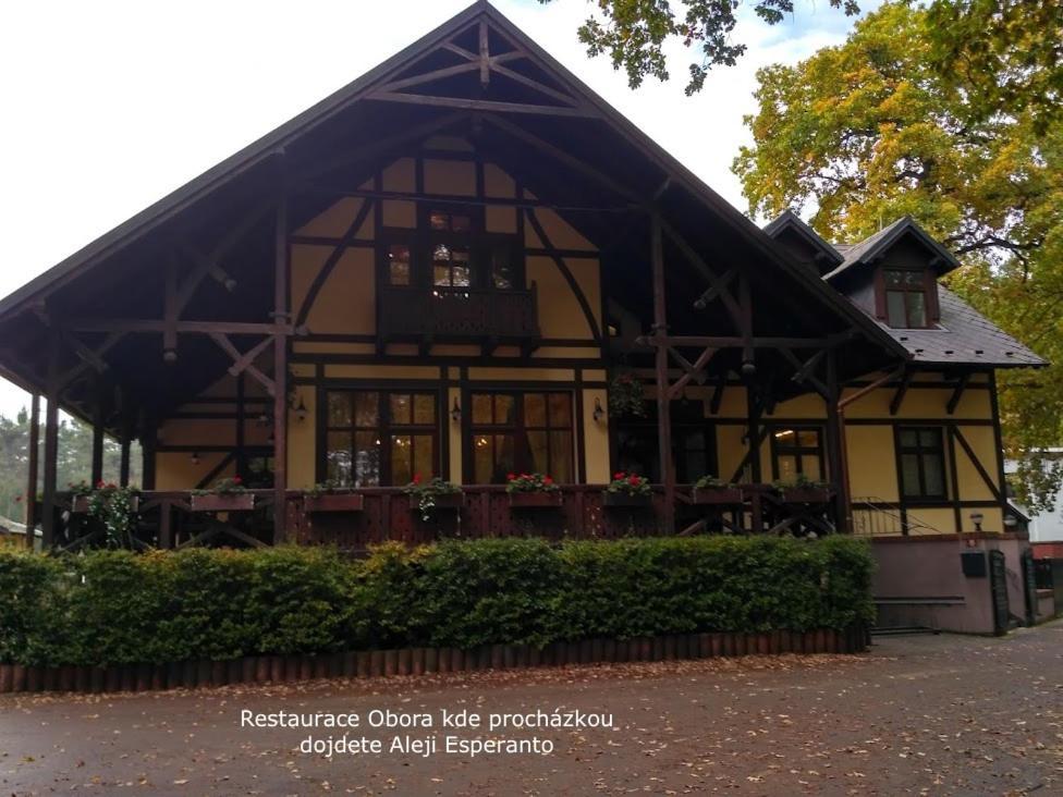 Homestay 포데브라디 외부 사진