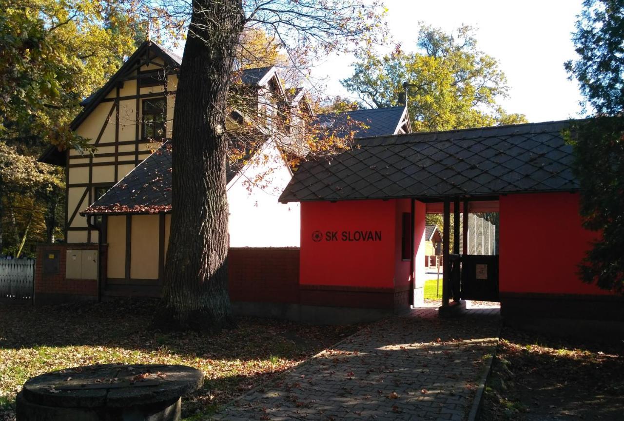 Homestay 포데브라디 외부 사진